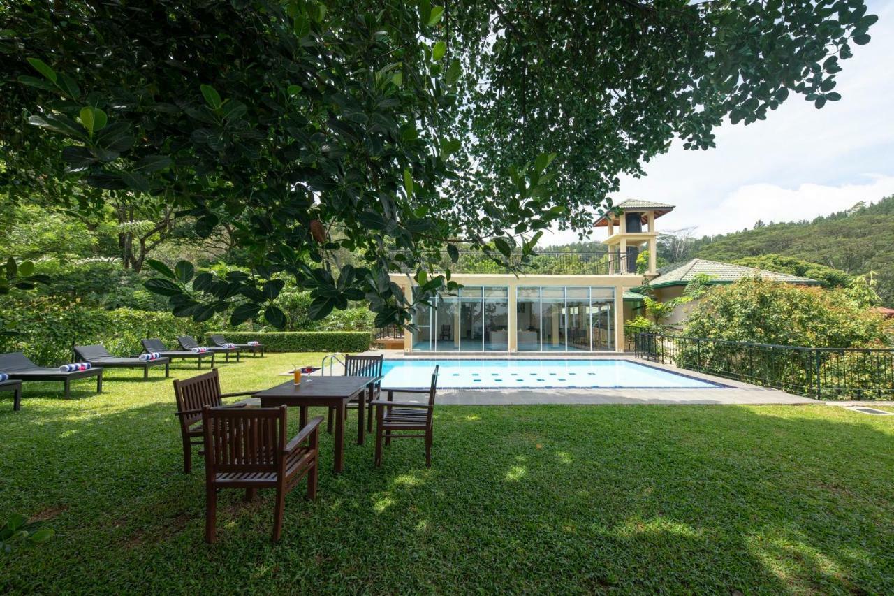 Melheim Kandy Villas Extérieur photo