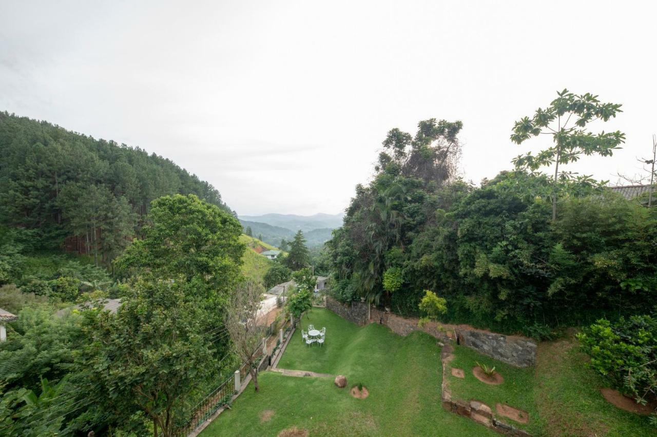 Melheim Kandy Villas Extérieur photo