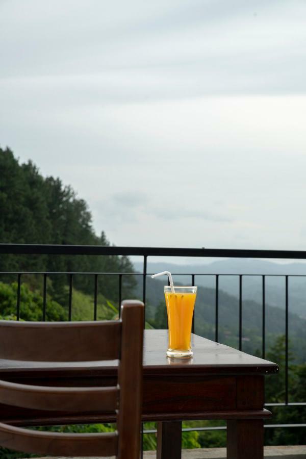 Melheim Kandy Villas Extérieur photo