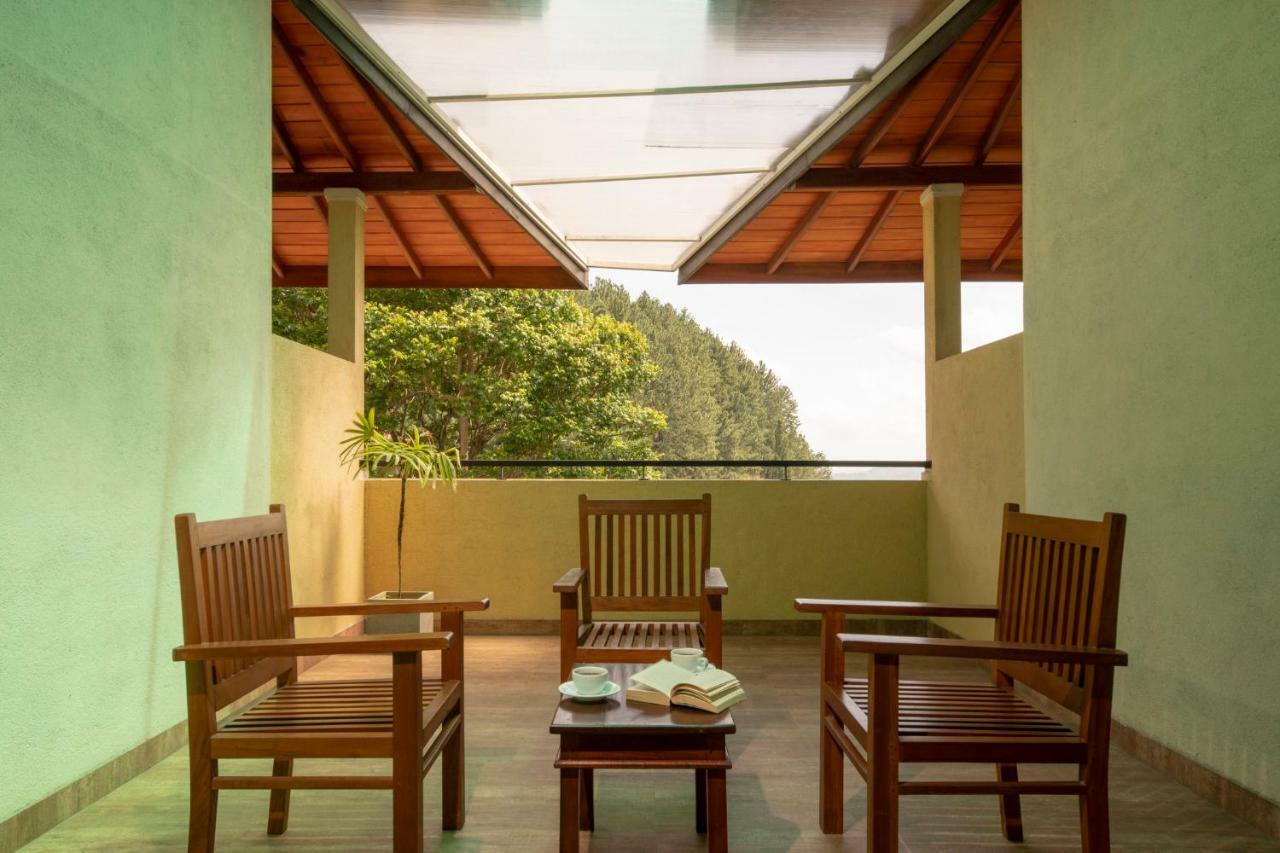 Melheim Kandy Villas Extérieur photo