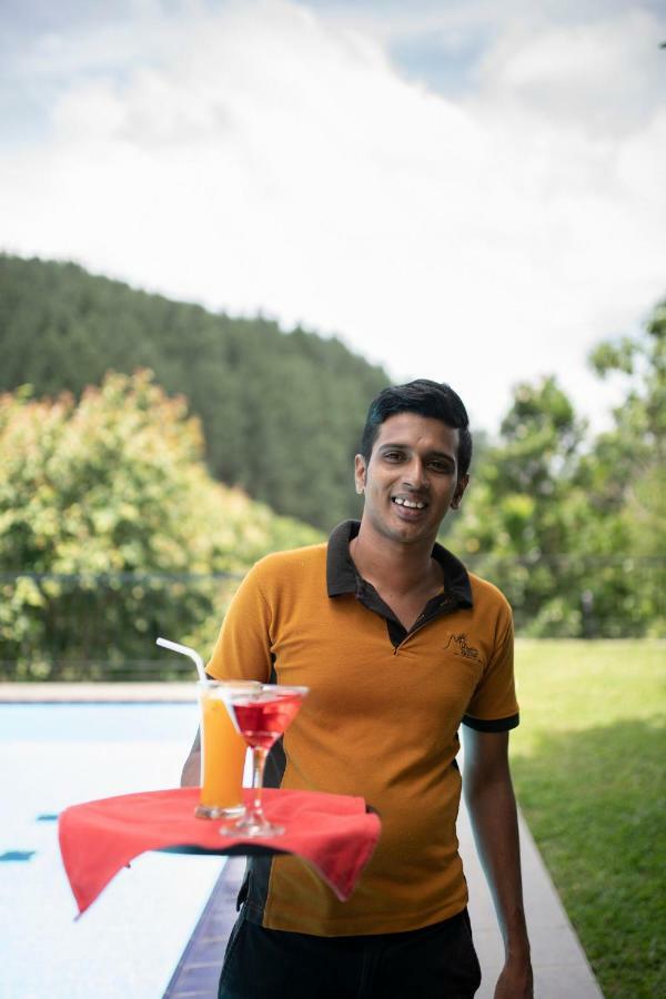 Melheim Kandy Villas Extérieur photo