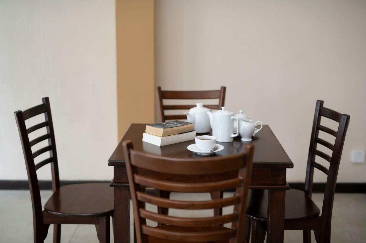 Melheim Kandy Villas Extérieur photo