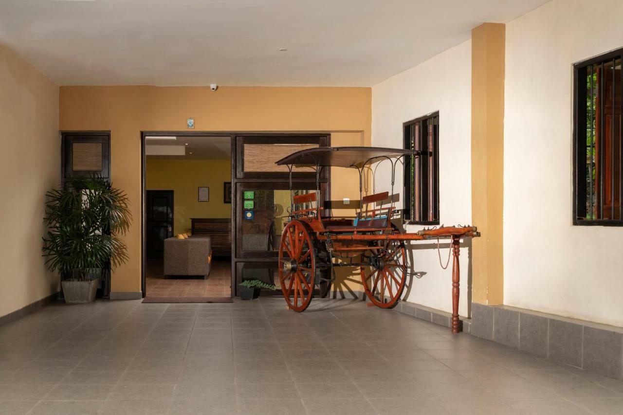 Melheim Kandy Villas Extérieur photo