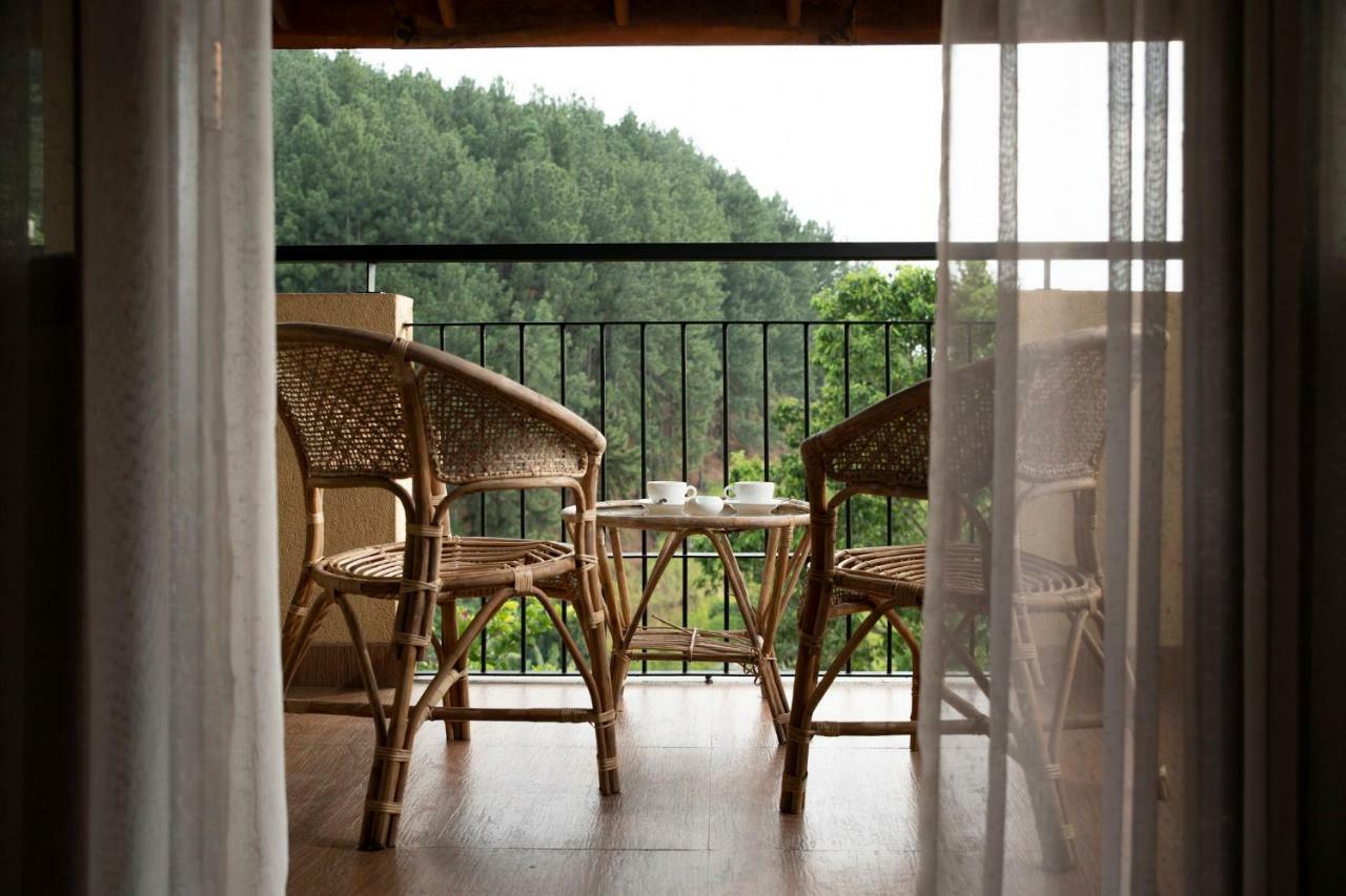 Melheim Kandy Villas Extérieur photo