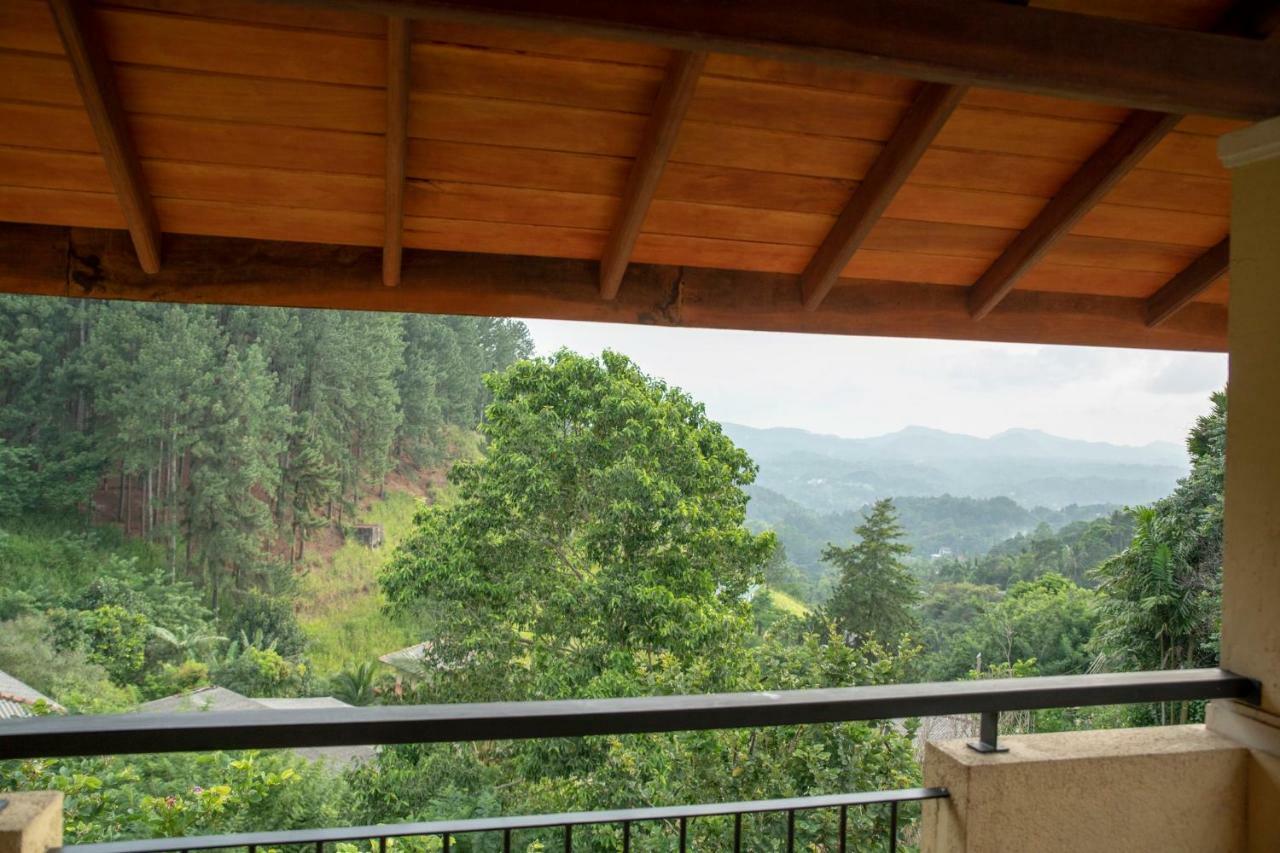 Melheim Kandy Villas Extérieur photo
