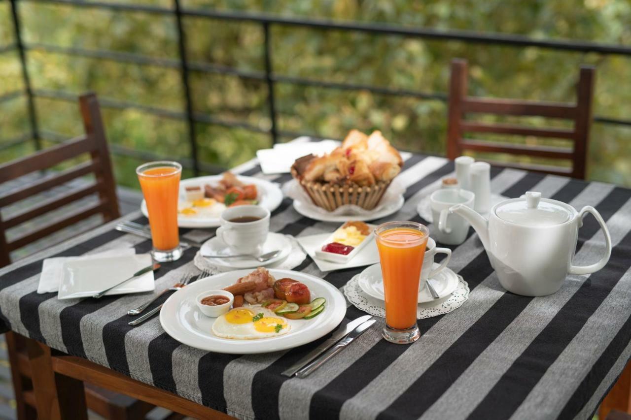 Melheim Kandy Villas Extérieur photo